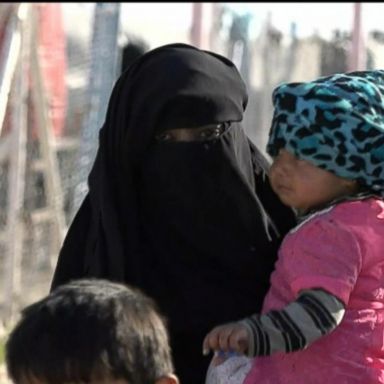 VIDEO: Women and children flee Syria