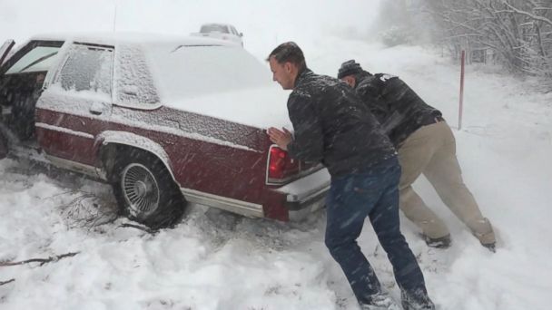 Video Massive Winter Storm Hits Northeast During Evening Commute - ABC News