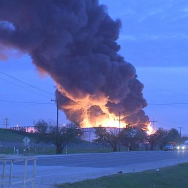 VIDEO: Environment groups concerned after chemical plant blaze in Houston