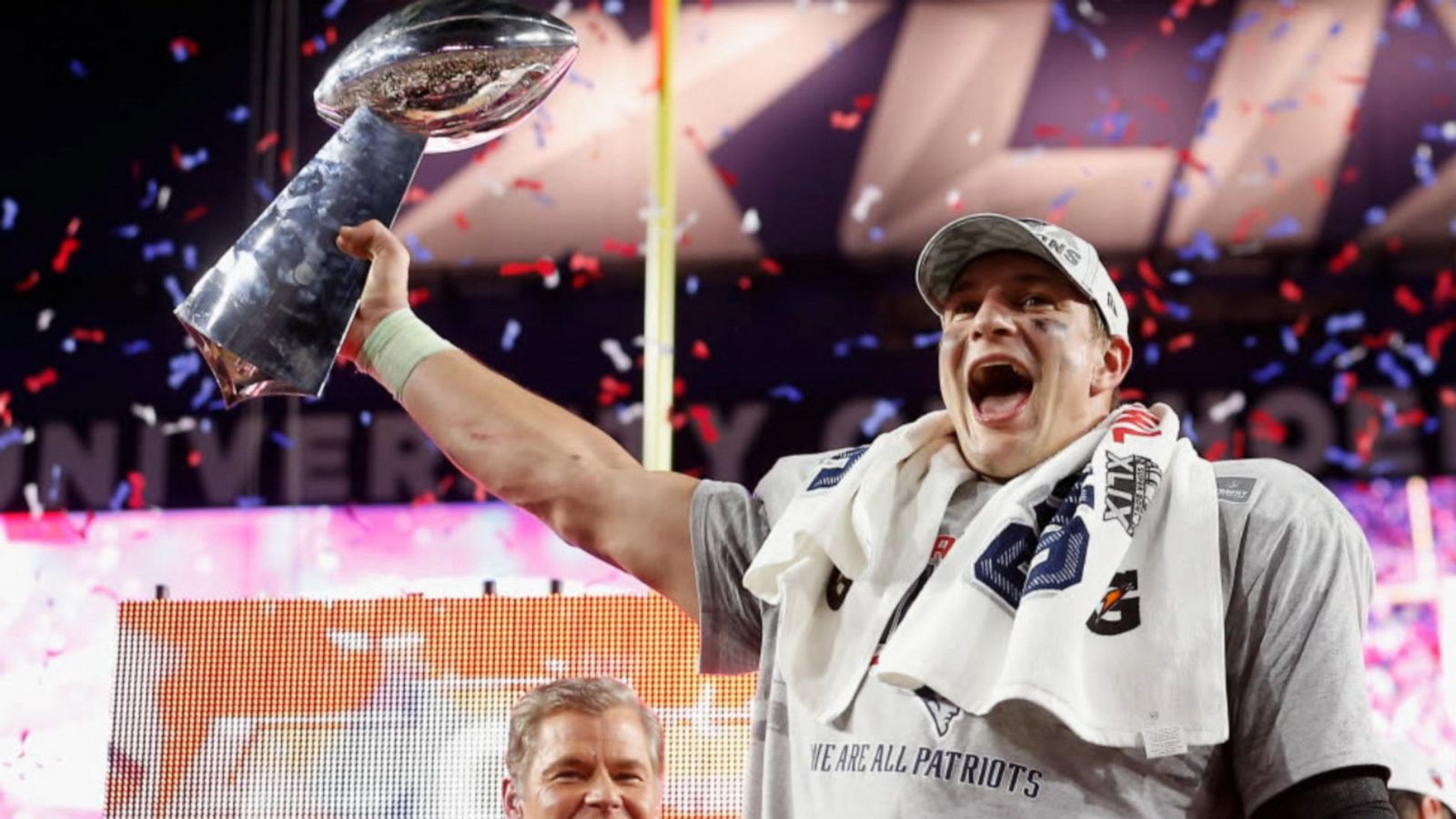 New England Patriots' Gronk retiring from the NFL before he turns 30 ...