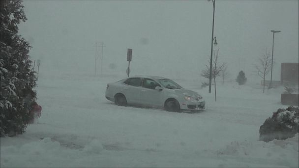 Video Monster blizzard turns deadly, as storm rages across 18 states ...