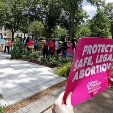 VIDEO: Federal judge blocks law making most Mississippi abortions illegal