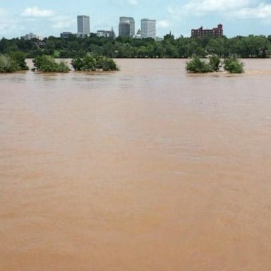 VIDEO: Flooding threatens Memorial Day travel across the US