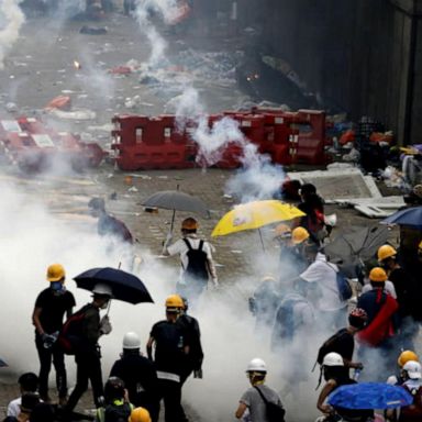 VIDEO: At least 72 in hospital after protesters clash with police in Hong Kong 