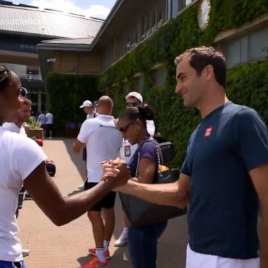 VIDEO: Roger Federer gave Coco Guaff an encouraging pat on the back