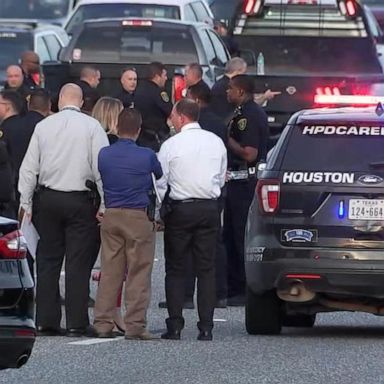 VIDEO: Police looking for suspect in deadly Houston freeway shooting