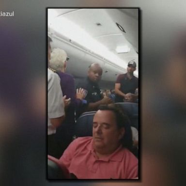 VIDEO: Passengers in NYC furious after flight delay holds them on tarmac for 6 hours