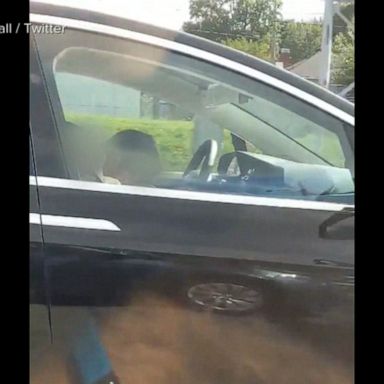 VIDEO: Tesla driver and passenger appear to be asleep on highway 