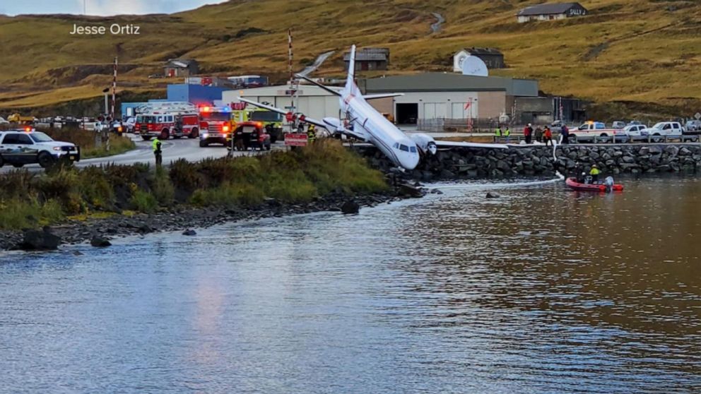 Passenger killed, 10 others hurt in Alaska plane crash GMA