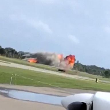 VIDEO: Pilot killed after plane crashes during practice for Florida air show