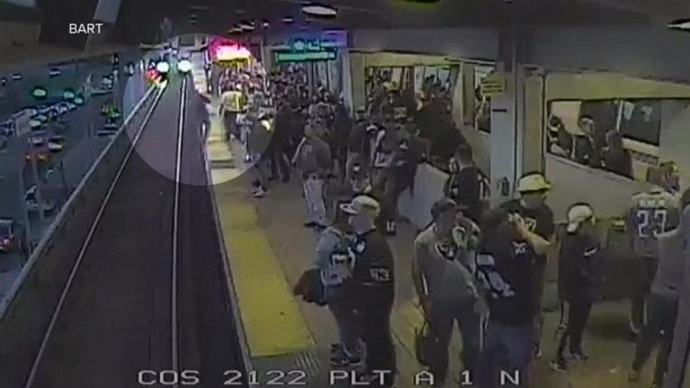 Video Man Rescued After Falling Onto Train Tracks After Nfl Game - Abc News