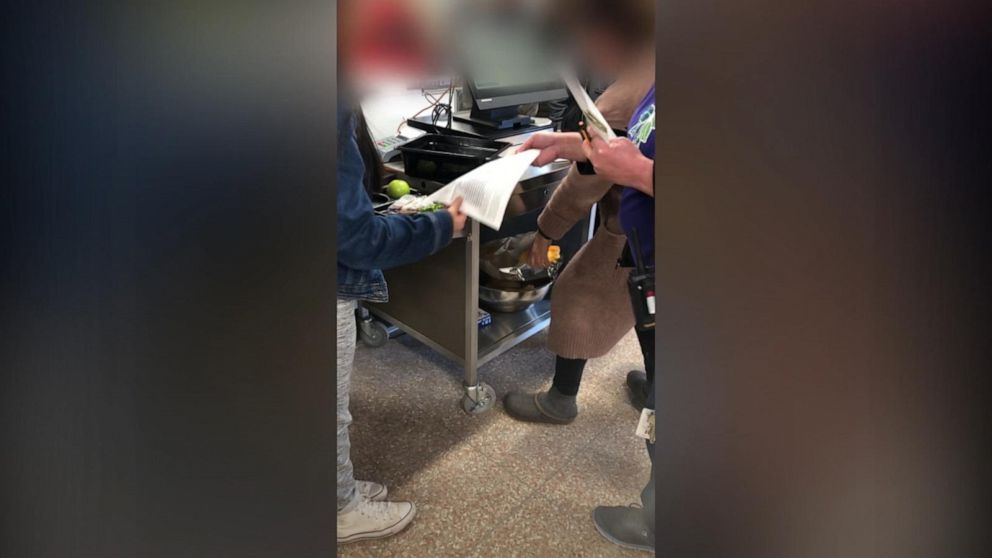 School apologizes after students' hot lunch thrown away due to