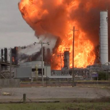 VIDEO: Chemical plant explosion forces evacuations in Texas