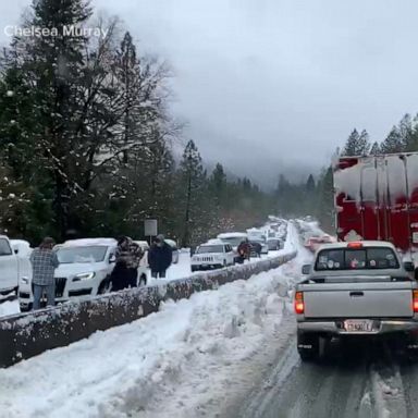 VIDEO: Heavy, wet snow blasts Midwest