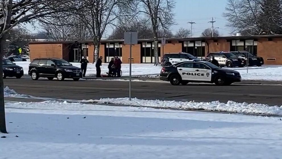 Video High school student shot after stabbing school officer - ABC News