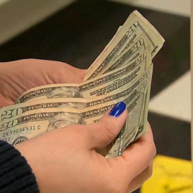 VIDEO: Americans are expected to spend nearly $1,000 on gifts this holiday season