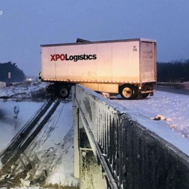 VIDEO: Powerful storm exits after causing snow squall in Rochester