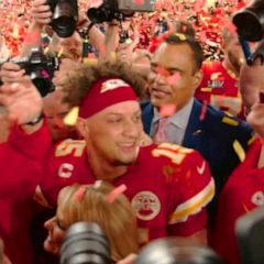 Super Bowl 2020: Chiefs' Patrick Mahomes fulfills dream, visits