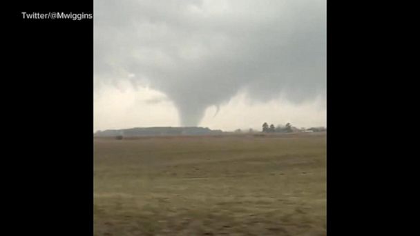 Tornado Tears Through Arkansas College Town With 6 Hurt Abc News