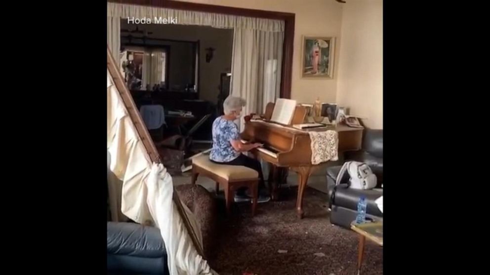 Grandmother Surrounded By Devastation After Beirut Blast Plays Auld Lang Syne On Her Piano Abc News - auld lang syne roblox piano