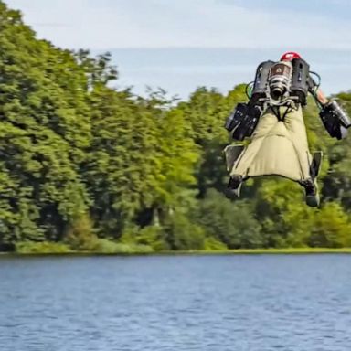 VIDEO: Airplane pilots spot a person wearing a jetpack and flying at 3,000 feet