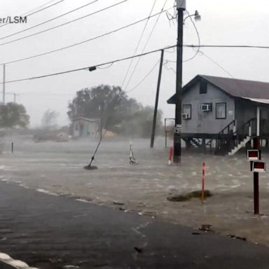 VIDEO: Fast-moving Hurricane Zeta slams the Gulf Coast