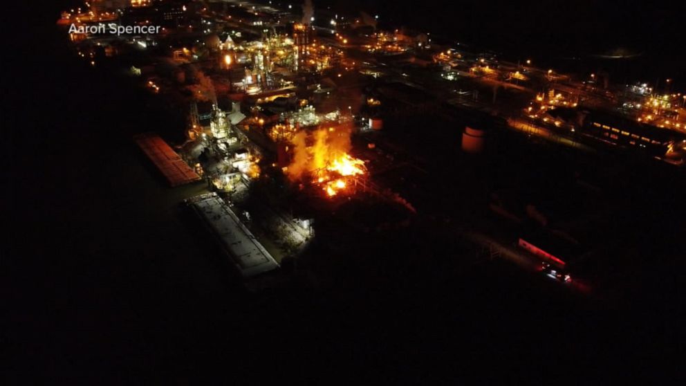 Deadly chemical plant explosion in West Virginia Video