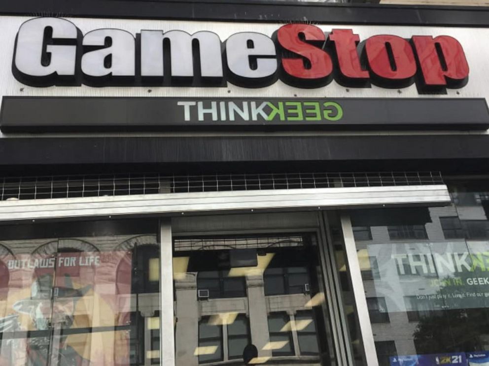 Robinhood CEO Says It Was A 'Correct' Decision To Block GameStop Buys to  'Protect Investors' - BroBible