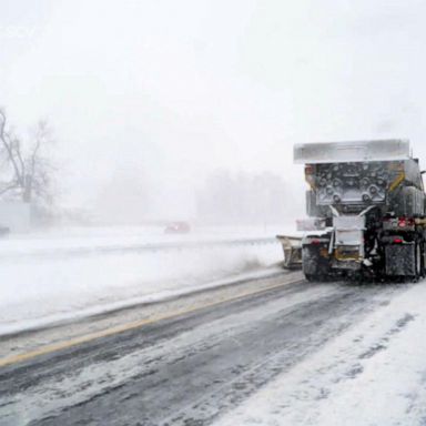 VIDEO: Midwest, East Coast prepare for winter storms