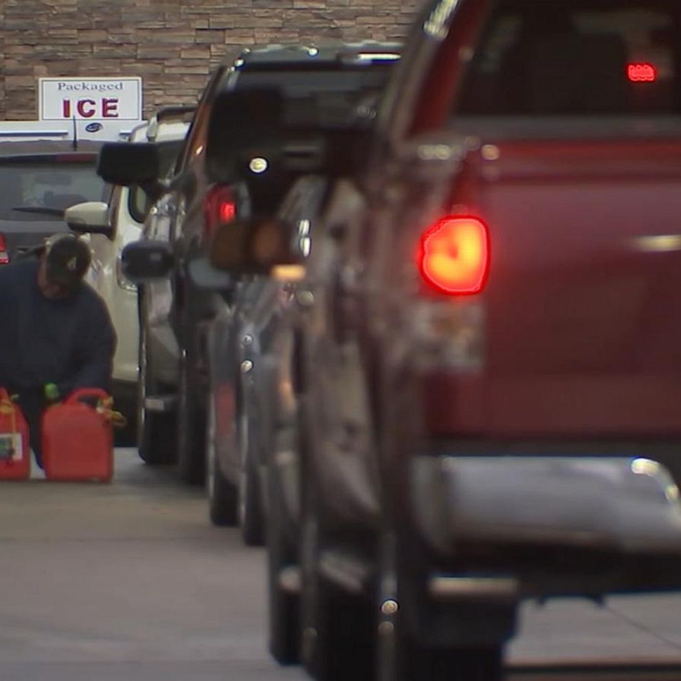 Mattress Mack' opens stores for Houstonians amid dangerous winter storm:  'We're here for them' - Good Morning America