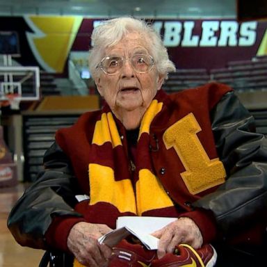 VIDEO: Sister Jean vaccinated, cleared to attend NCAA tournament