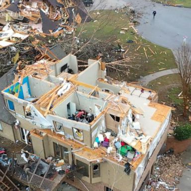 VIDEO: Deadly tornadoes slam South, people injured 