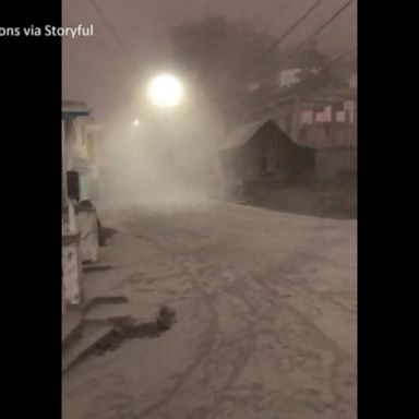 VIDEO: 18K Saint Vincent island residents have evacuated their homes after volcanic eruption