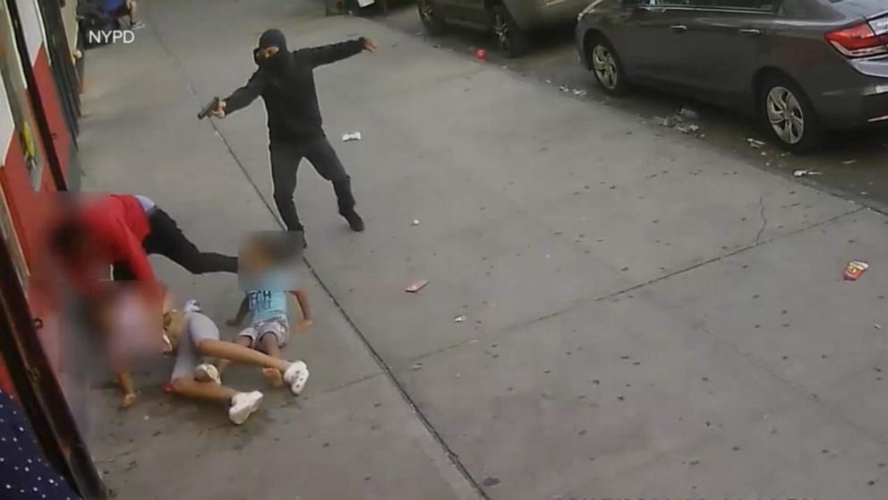 Suspect Who Narrowly Missed Shooting 2 Children In The Bronx Has Been Arrested Abc News