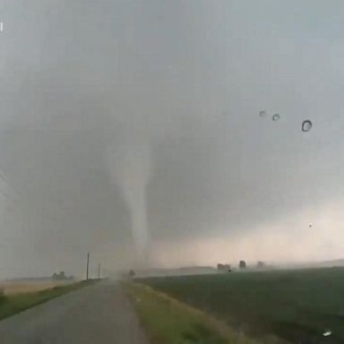 VIDEO: Dramatic images of tornado in Indiana