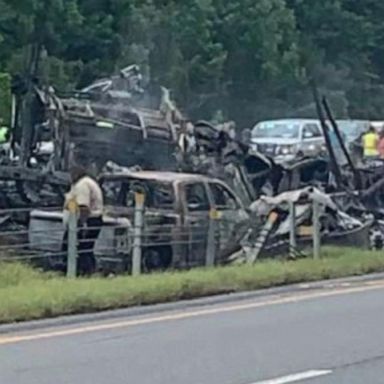 VIDEO: 10 dead after 18-car crash on Alabama highway 