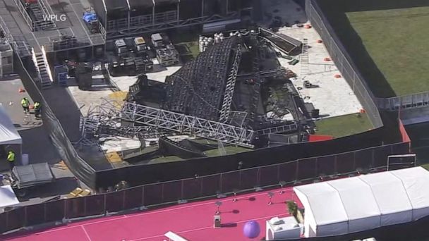 Video Giant Video Wall Collapses At Hard Rock Stadium In Miami Abc News
