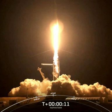 VIDEO: SpaceX launches 1st private flight to space