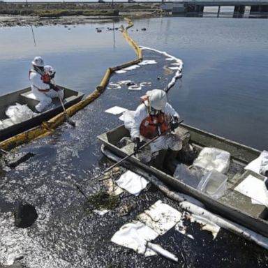 VIDEO: California crews race to contain massive oil spill