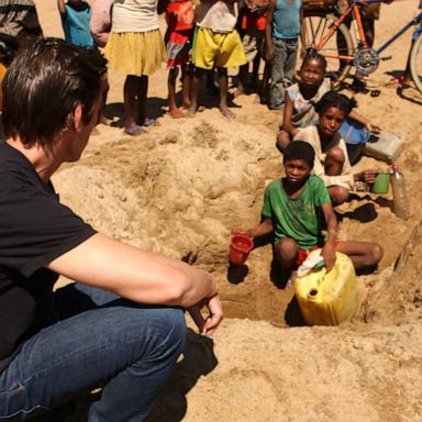 VIDEO: David Muir reports on southern Madagascar on the brink of climate-induced famine