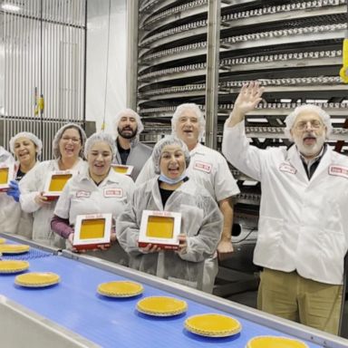 VIDEO: Bakeries across the country prep for Thanksgiving