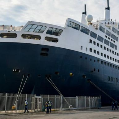 VIDEO: Queen Mary docked after COVID-19 outbreak