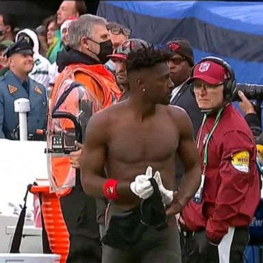 VIDEO: Antonio Brown storms off field mid-game