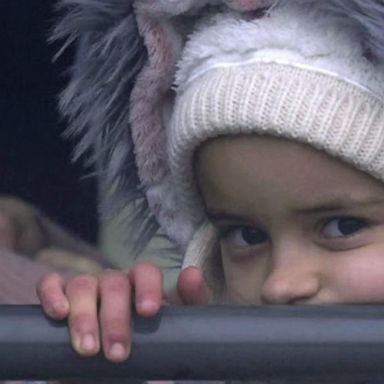 VIDEO: Children suffer in growing humanitarian crisis in Ukraine