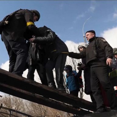 VIDEO: Russian airstrike hits maternity and children's hospital in southern Ukraine