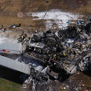 VIDEO: Multiple deaths reported in pileup on Missouri interstate