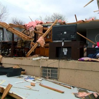 VIDEO: 8 states across South, Midwest under tornado watch