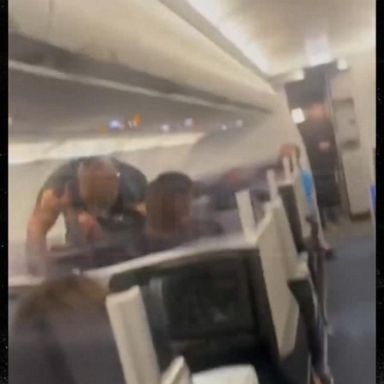 VIDEO: Authorities investigate former boxer Mike Tyson for airplane incident