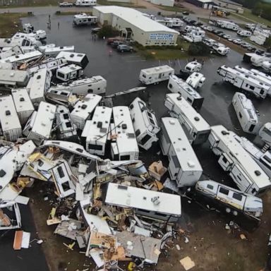 VIDEO: Michigan tornado causes damage