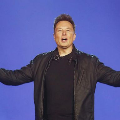 VIDEO: Elon Musk prepares to walk away from Twitter deal